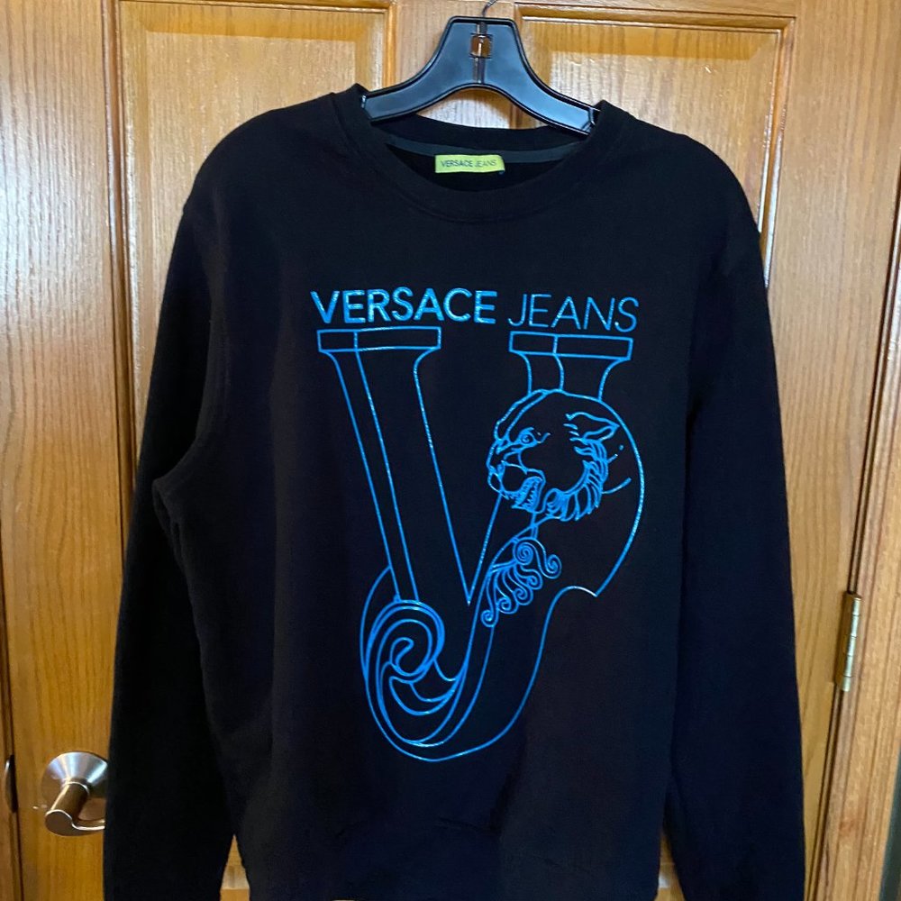 Authentic VERSACE JEANS logo mens’s crew-neck sweatshirt-Black NWOT - Picture 2 of 15